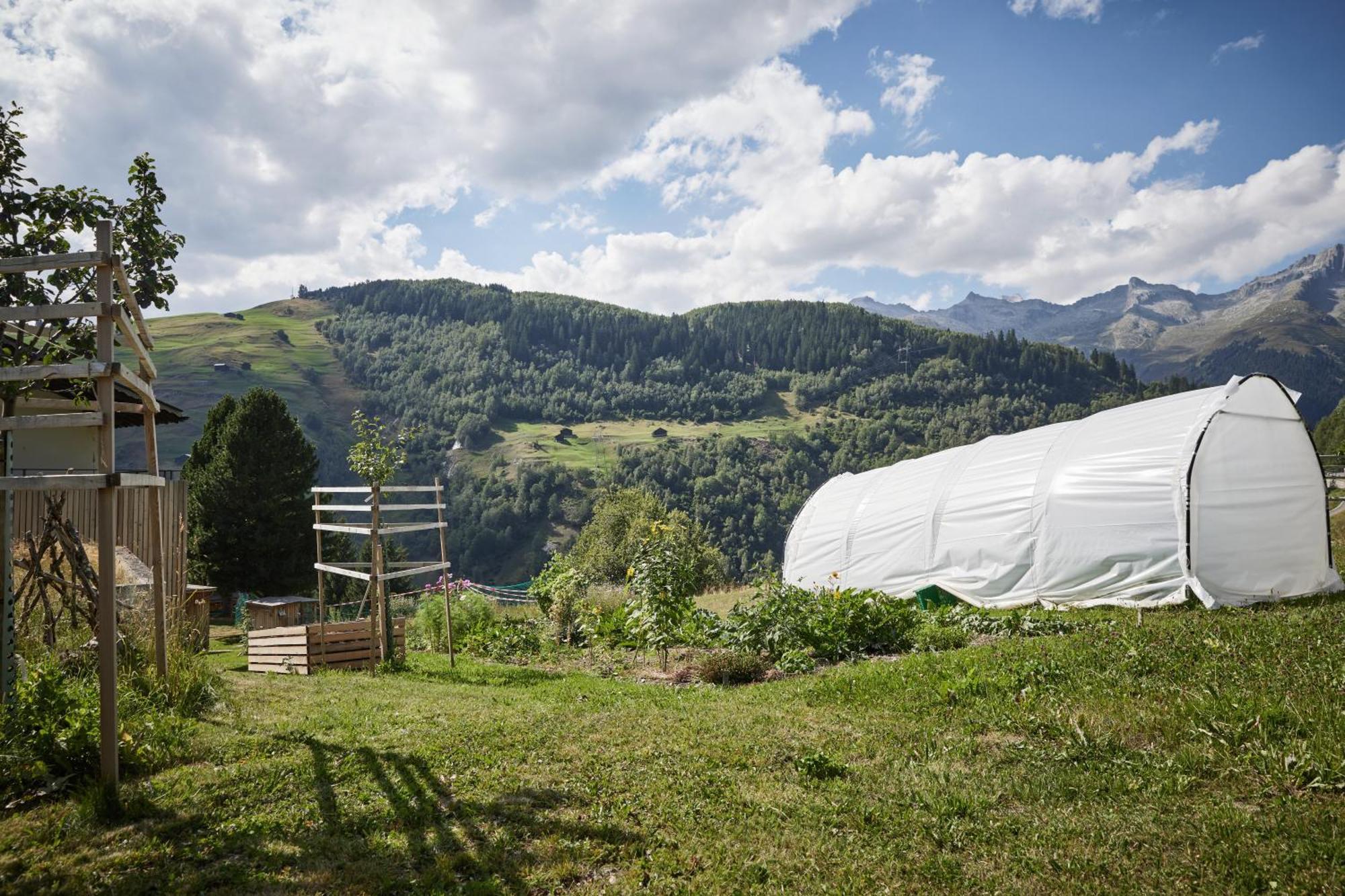 Medelina Hotel Curaglia Kültér fotó